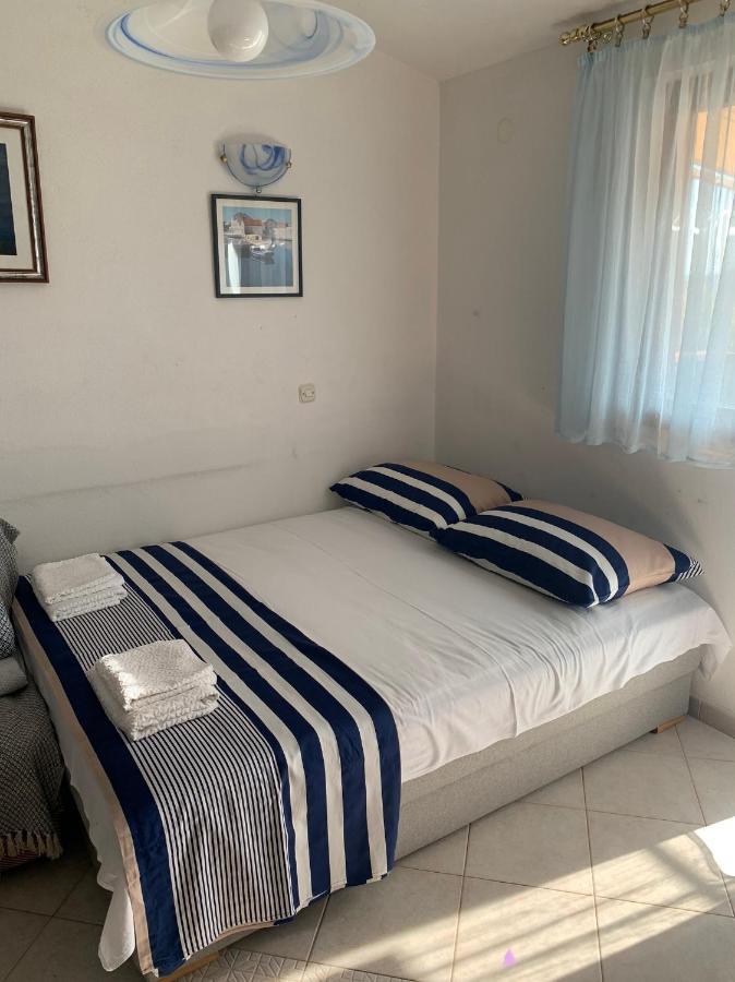 One Bedroom Apartment With Terrace And Seaview - B セヴィド エクステリア 写真